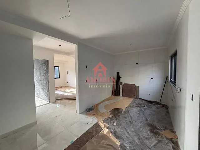 Sobrado com 150m² 3 quartos e 4 banheiros, à venda, no bairro Fazendinha em Curitiba