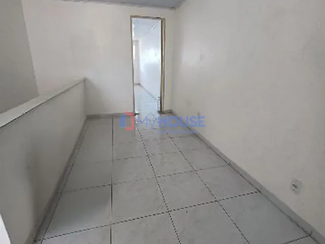 Sobrado 2 quartos e 3 banheiros, à venda, no bairro Malhado em Ilhéus