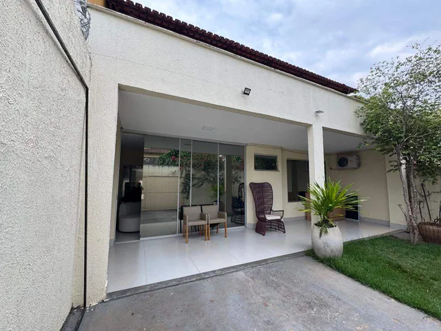 Sobrado com 558m², para alugar, no bairro Jardim América em Goiânia