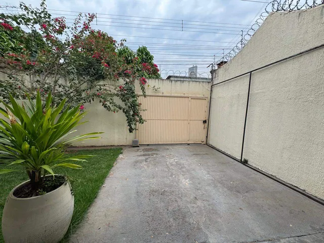 Sobrado com 558m², para alugar, no bairro Jardim América em Goiânia