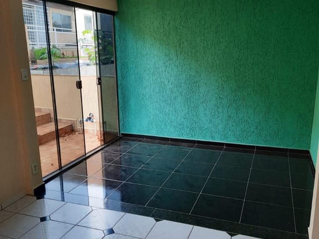 Foto do Sobrado - Casa de 3 quartos à venda no Aurora Tropical - Jardim Tókio, Londrina, PR | Grupo Mitral Imóveis