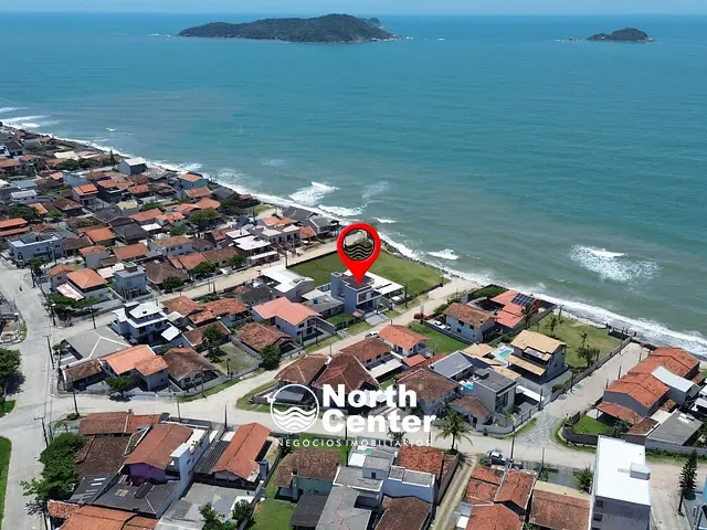Sobrado 4 quartos e 5 banheiros, à venda, no bairro Centro em Balneário Barra do Sul