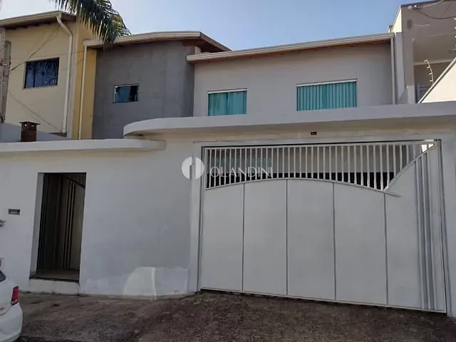 Sobrado com 200m² 3 quartos e 2 banheiros, à venda, no bairro Jardim Bela Vista II em Artur Nogueira