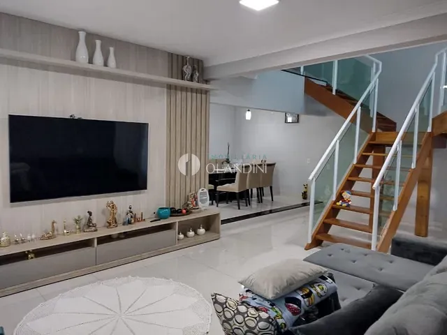 Sobrado com 200m² 3 quartos e 2 banheiros, à venda, no bairro Jardim Bela Vista II em Artur Nogueira