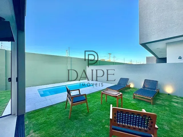 Sobrado com 300m² 4 quartos e 4 banheiros, à venda, no bairro centro  em Xangri-Lá