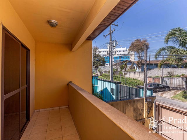Sobrado com 535m² 4 quartos e 3 banheiros, à venda, no bairro Bom Jesus em São José dos Pinhais