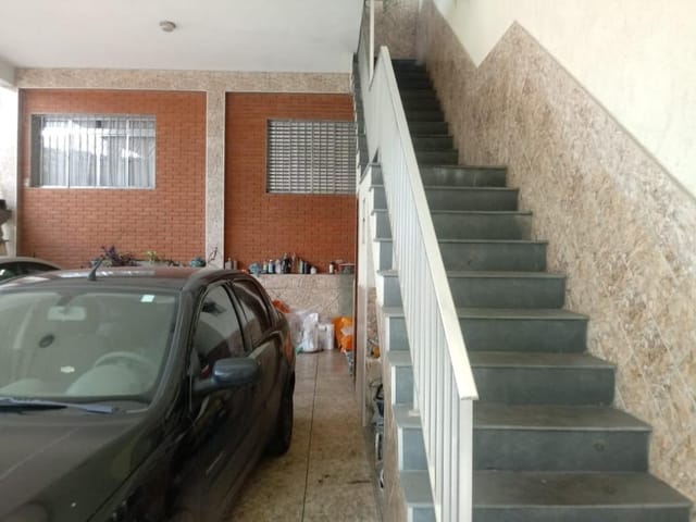 Sobrado com 582m² 5 quartos e 7 banheiros, à venda, no bairro Umuarama em Osasco