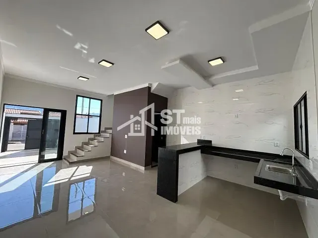 Sobrado com 210m² 2 quartos e 1 banheiro, à venda, no bairro Jardim Alfa em Andradas