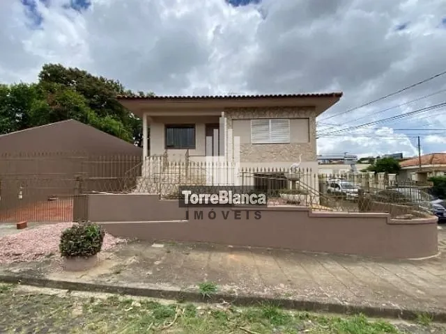 Sobrado 6 quartos e 3 banheiros, à venda, no bairro Ronda em Ponta Grossa