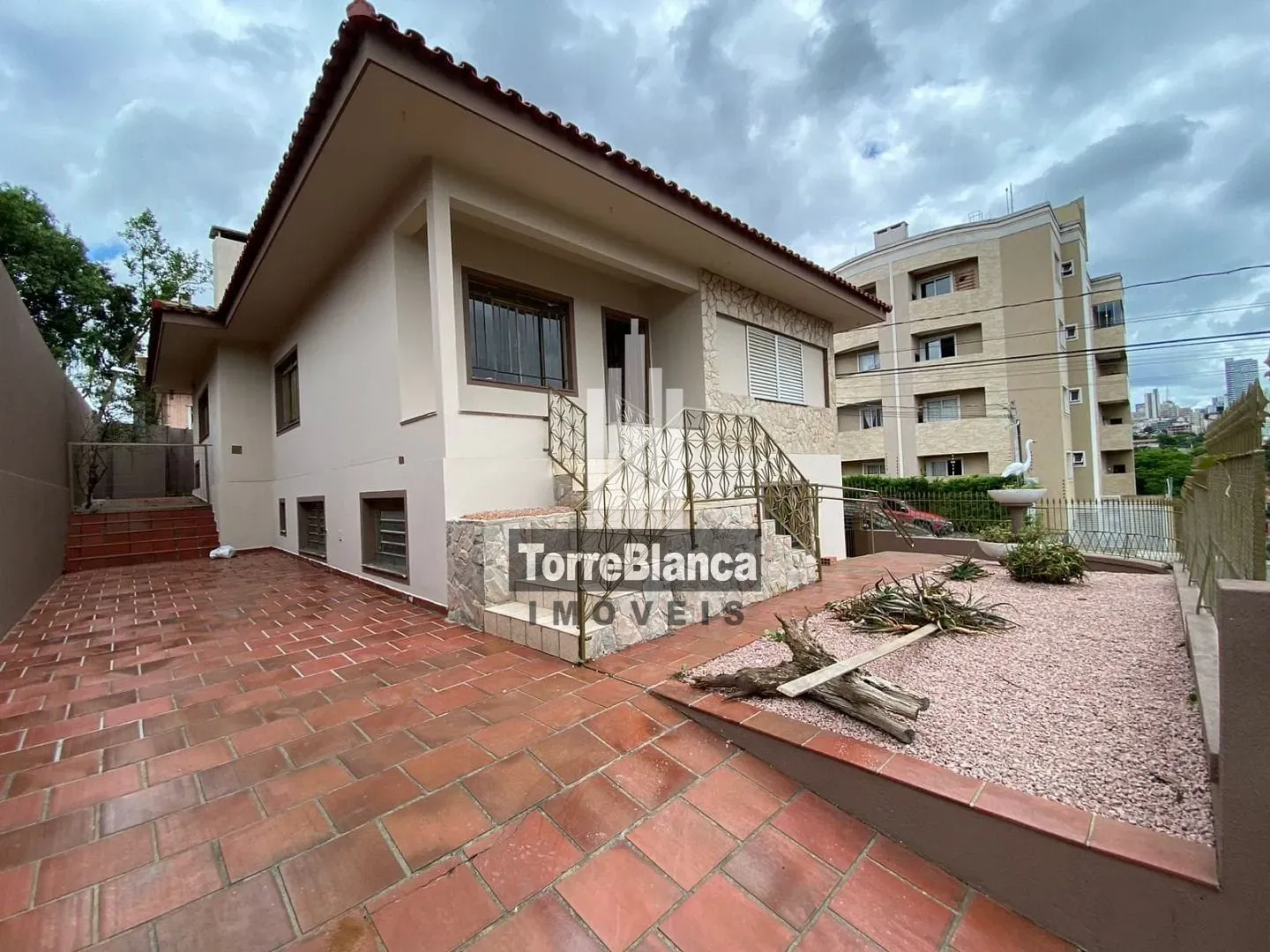 Sobrado, 6 quartos, 183 m² - Foto 2