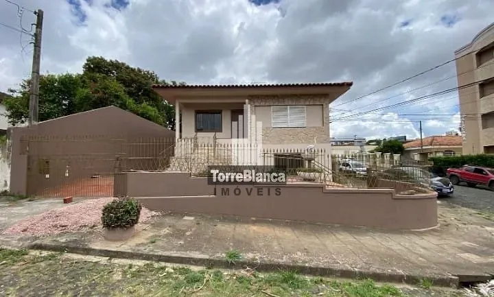 Sobrado, 6 quartos, 183 m² - Foto 1