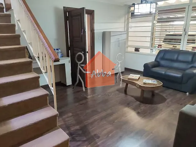 Sobrado com 210m² 4 quartos e 4 banheiros, à venda, no bairro Jardim Petrópolis em São Paulo