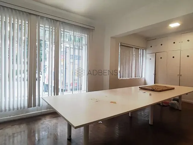 Sobrado com 428m² 3 quartos e 4 banheiros, à venda, no bairro Jardim Paulista em São Paulo