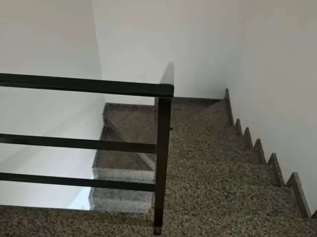 Sobrado 2 quartos e 3 banheiros, à venda, no bairro São Judas em Itajaí