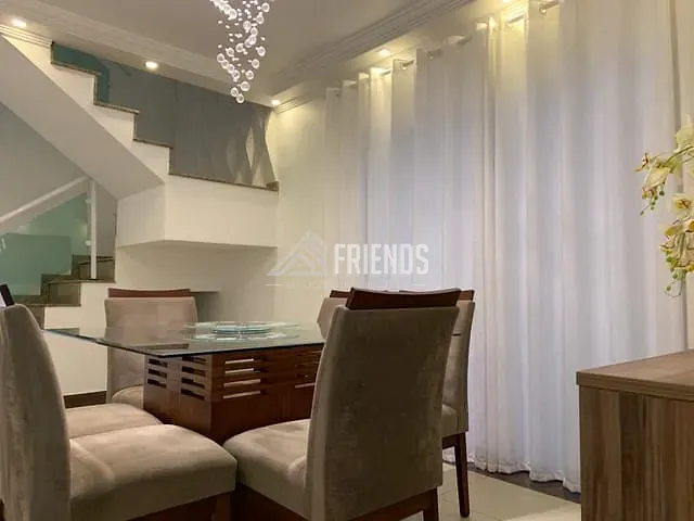 Sobrado com 400m² 4 quartos e 3 banheiros, à venda ou para alugar, no bairro Vila Centenário em São Paulo