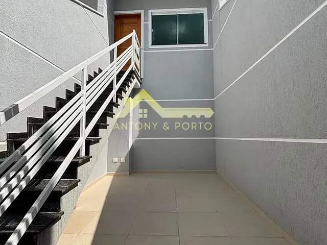 Sobrado 3 quartos e 2 banheiros, à venda, no bairro Vila Mazzei em São Paulo