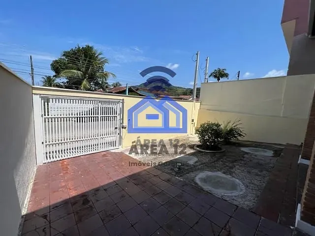 Sobrado com 390m² 5 quartos e 4 banheiros, à venda, no bairro Centro em Caraguatatuba