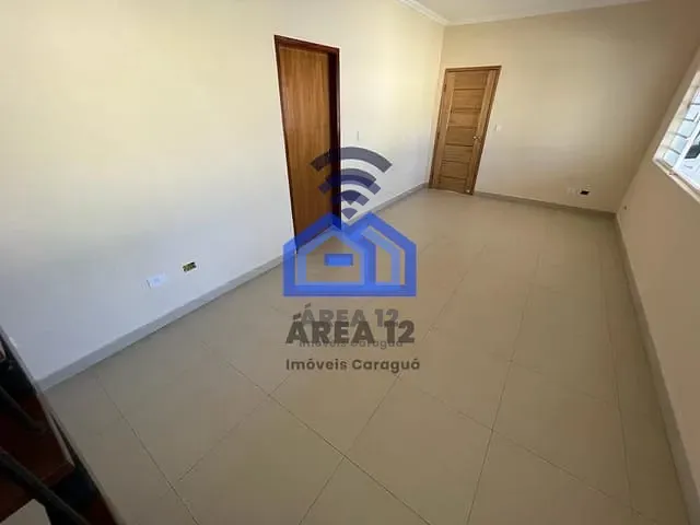 Sobrado com 390m² 5 quartos e 4 banheiros, à venda, no bairro Centro em Caraguatatuba