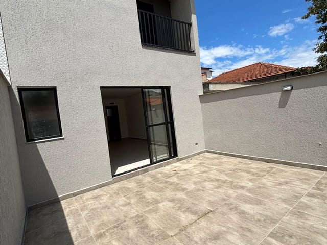 Sobrado 3 quartos e 3 banheiros, à venda, no bairro Parque Erasmo Assunção em Santo André