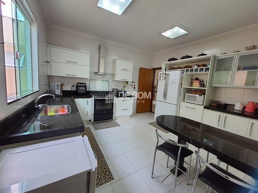 Sobrado, 4 quartos, 300 m² - Foto 22