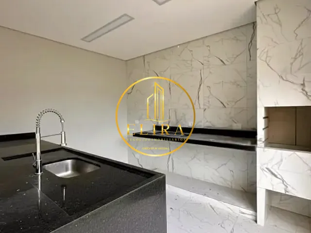 Sobrado com 320m² 3 quartos e 4 banheiros, à venda, no bairro Jardim Primavera em Nova Odessa