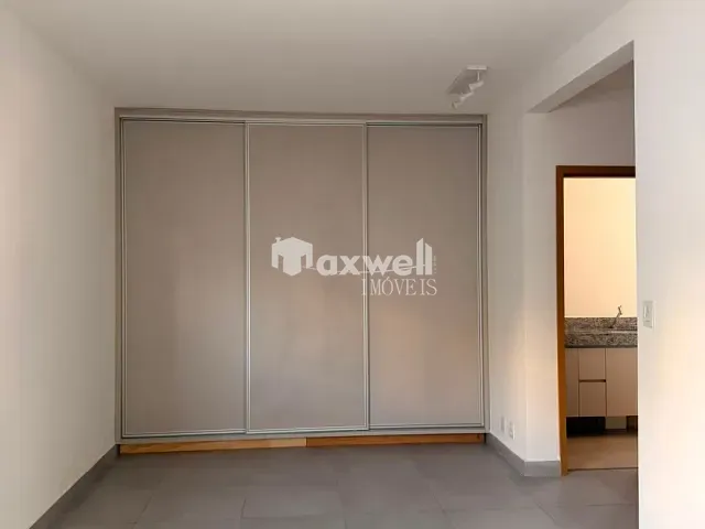Sobrado com 250m² 4 quartos e 4 banheiros, para alugar, no bairro Residencial Jardins Lyon em Aparecida de Goiânia