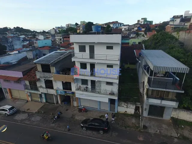 Prédio à venda, no bairro Centro em Ilhéus