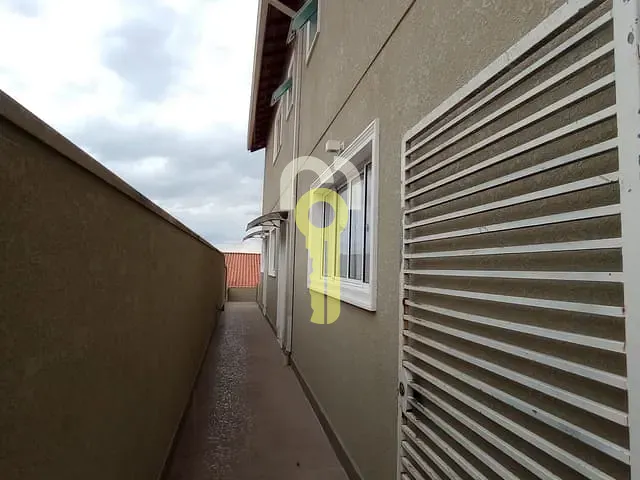 Sobrado com 125m² 3 quartos e 4 banheiros, à venda ou para alugar, no bairro Jardim Rio das Pedras em Cotia