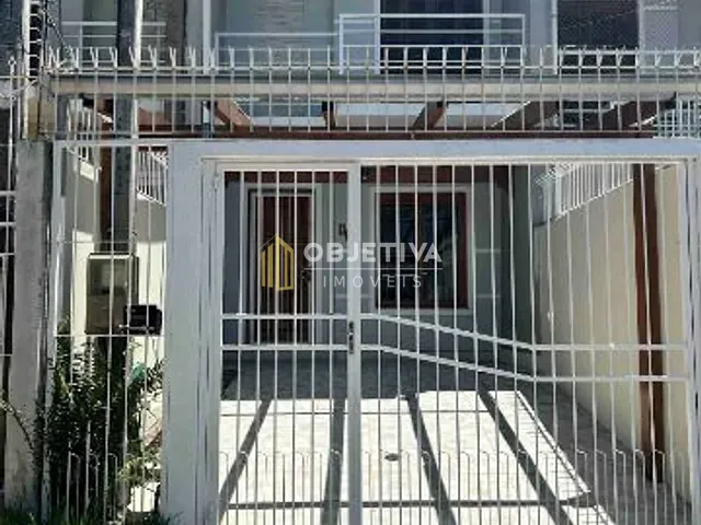 Sobrado 2 quartos e 1 banheiro, à venda, no bairro São José em Canoas