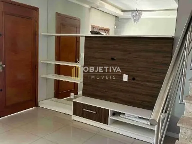 Sobrado 2 quartos e 1 banheiro, à venda, no bairro São José em Canoas