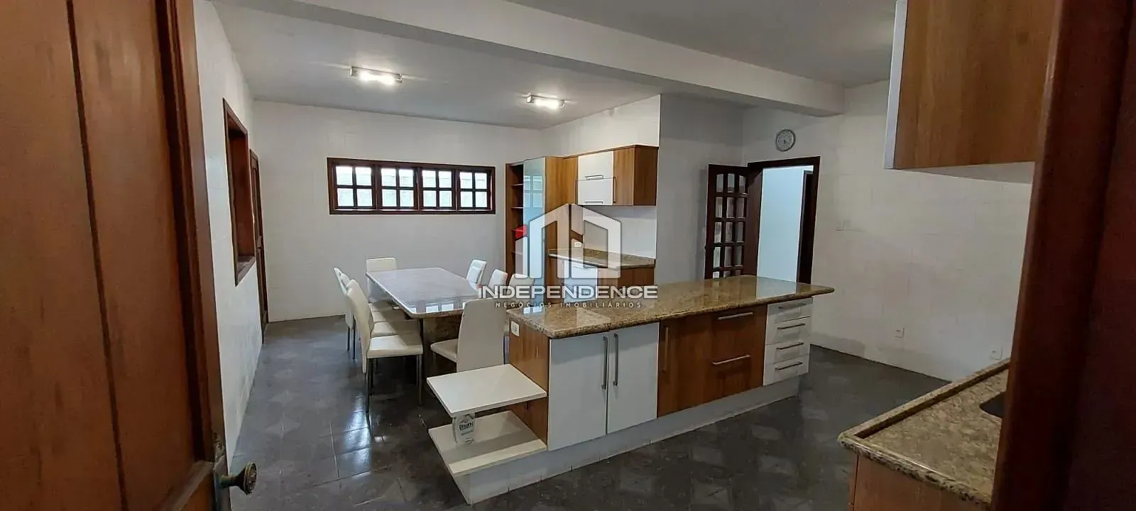 Sobrado, 6 quartos, 372 m² - Foto 36