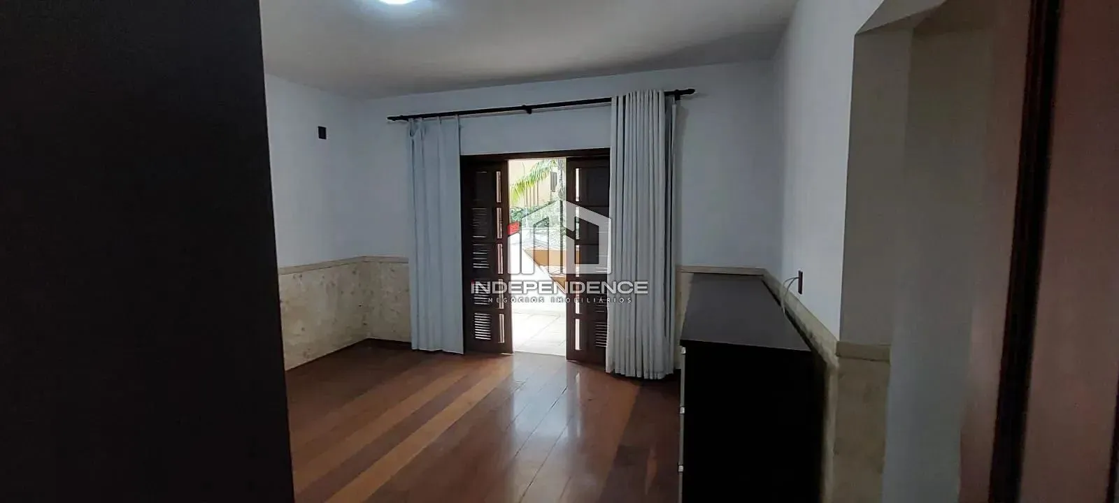 Sobrado, 6 quartos, 372 m² - Foto 17