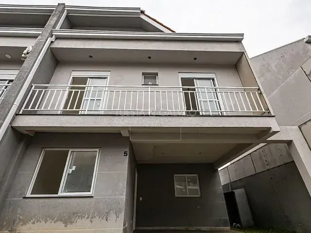 Sobrado com 151m² 3 quartos e 3 banheiros, à venda, no bairro São João em Curitiba