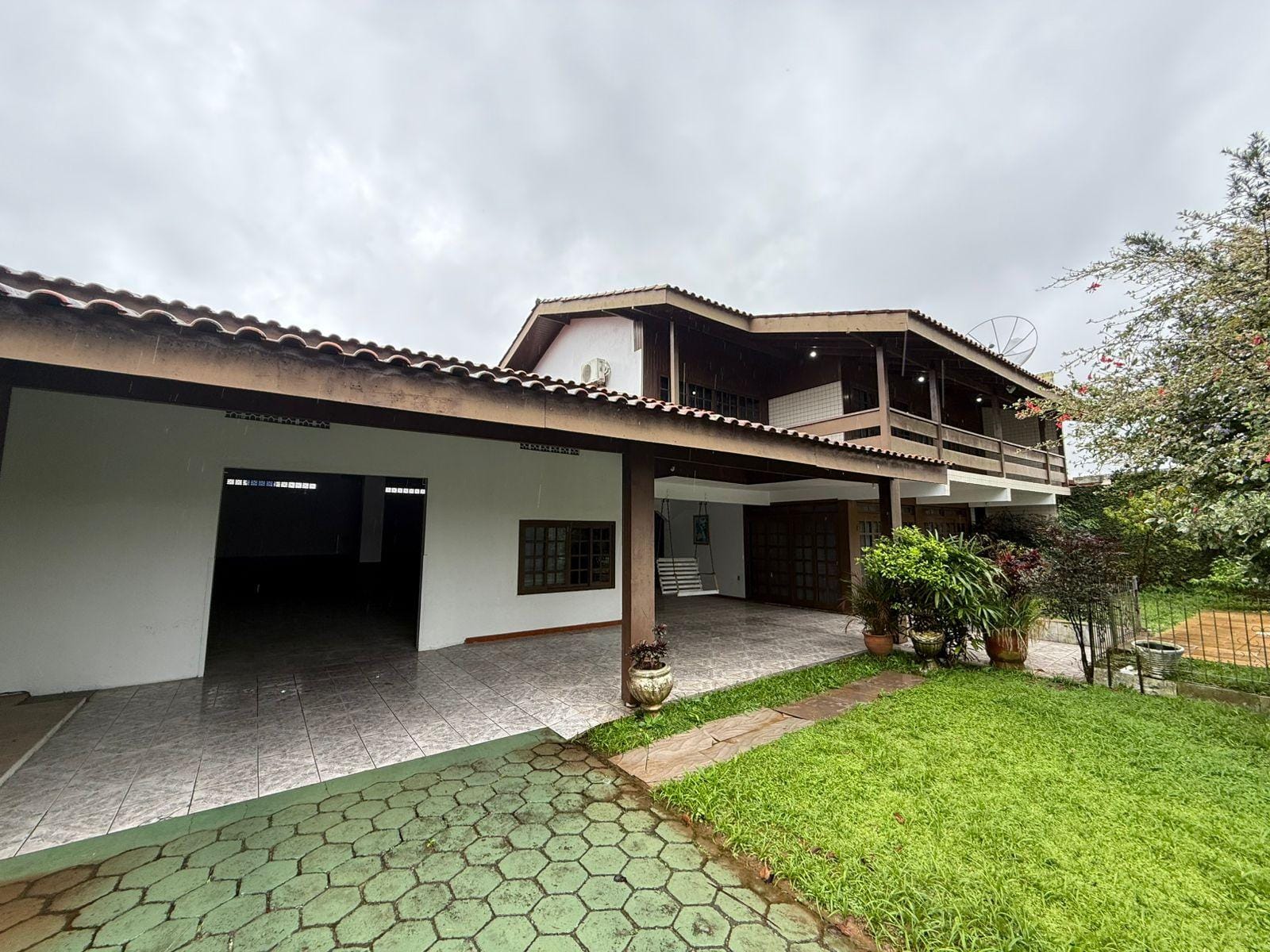 Sobrado, 4 quartos, 864 m² - Foto 1