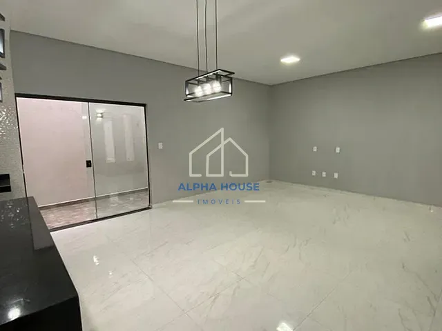 Sobrado com 198m² 3 quartos e 2 banheiros, à venda, no bairro Loteamento Santa Clara em Pindamonhangaba