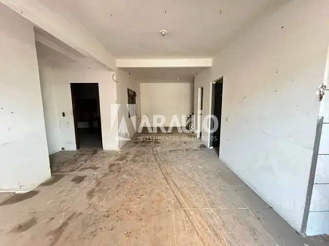 Sobrado com 259m² 7 quartos e 5 banheiros, à venda, no bairro Cordeiros em Itajaí