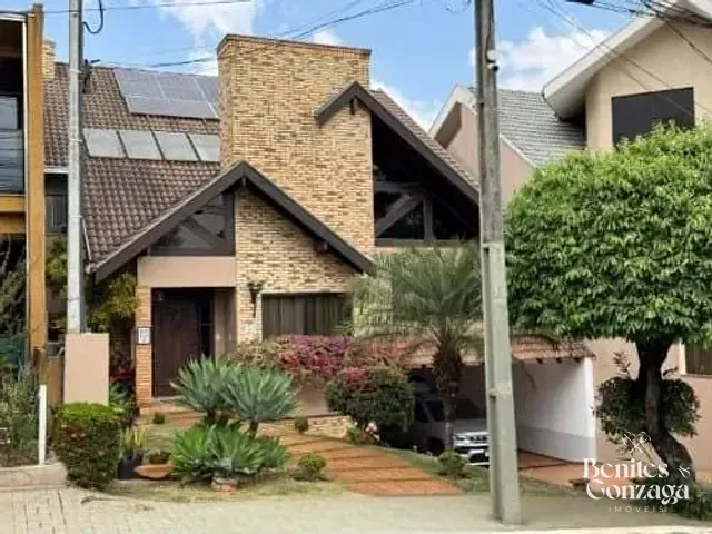 Sobrado com 558m² 3 quartos e 5 banheiros, à venda, no bairro Zona 08 em Maringá