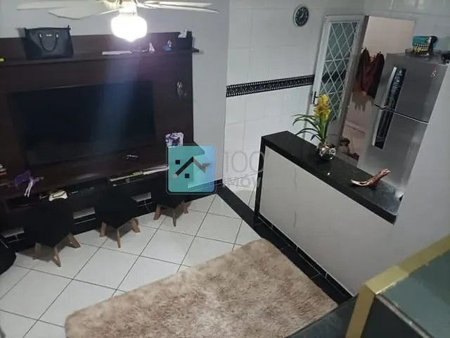 Sobrado com 76m² 2 quartos e 1 banheiro, à venda, no bairro Jardim Portugal em São José dos Campos