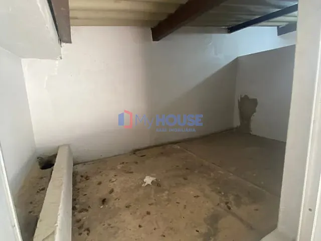 Sobrado com 225m² 4 quartos e 3 banheiros, à venda ou para alugar, no bairro Teresópolis em Ilhéus