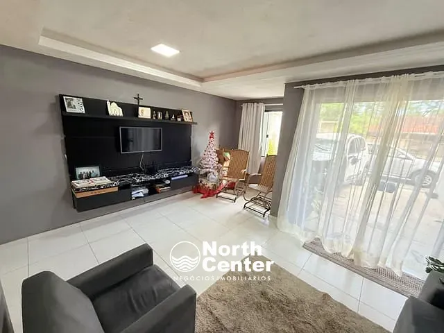 Sobrado com 188m² 3 quartos e 4 banheiros, à venda, no bairro Costeira em Balneário Barra do Sul