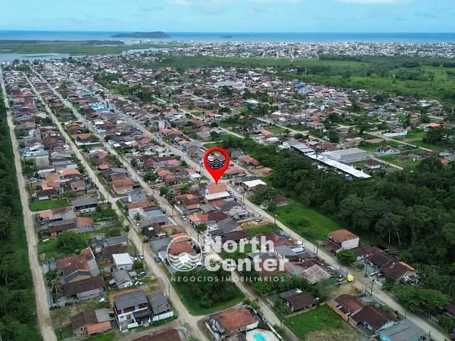 Sobrado com 188m² 3 quartos e 4 banheiros, à venda, no bairro Costeira em Balneário Barra do Sul