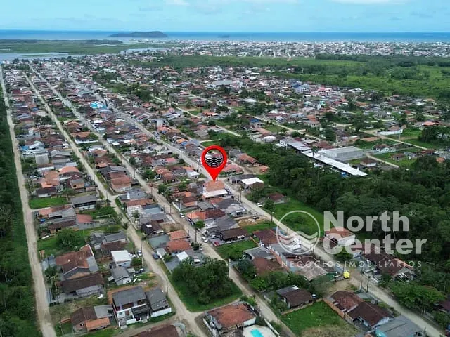 Sobrado com 188m² 3 quartos e 4 banheiros, à venda, no bairro Costeira em Balneário Barra do Sul