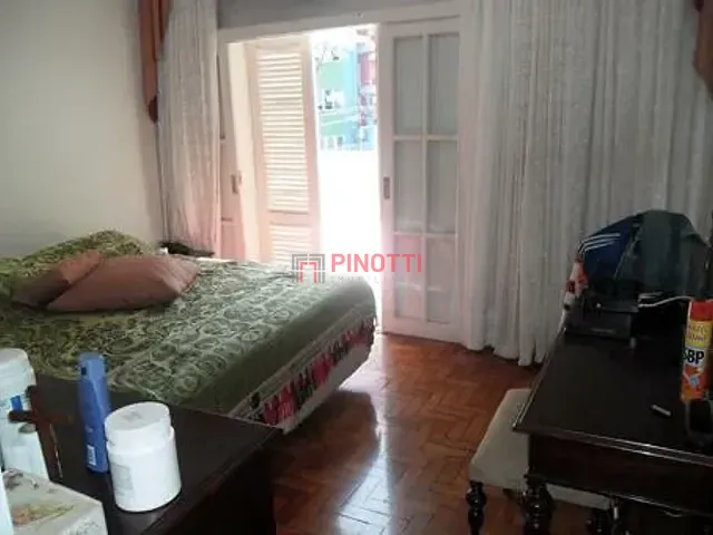 Sobrado 3 quartos e 2 banheiros, à venda, no bairro Nova Petrópolis em São Bernardo do Campo