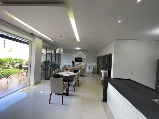 Sobrado com 360m² 2 quartos e 2 banheiros, à venda, no bairro Residencial Bella Suíça em Sinop