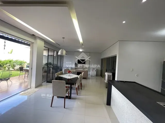 Sobrado com 360m² 2 quartos e 2 banheiros, à venda, no bairro Residencial Bella Suíça em Sinop