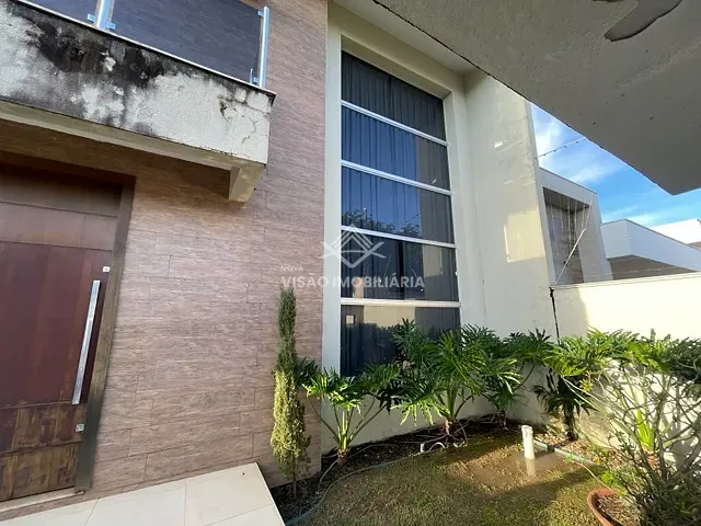 Sobrado com 360m² 2 quartos e 2 banheiros, à venda, no bairro Residencial Bella Suíça em Sinop