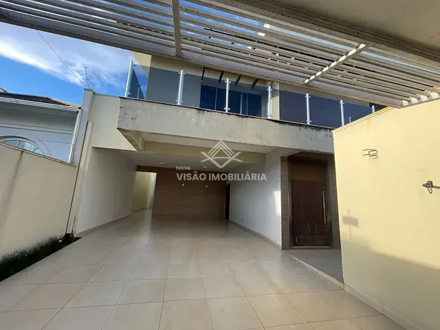 Sobrado com 360m² 2 quartos e 2 banheiros, à venda, no bairro Residencial Bella Suíça em Sinop