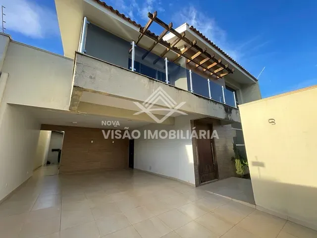 Sobrado com 360m² 2 quartos e 2 banheiros, à venda, no bairro Residencial Bella Suíça em Sinop