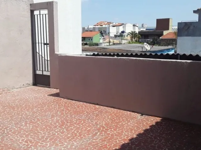 Sobrado 2 quartos e 2 banheiros, à venda, no bairro Campestre em Santo André