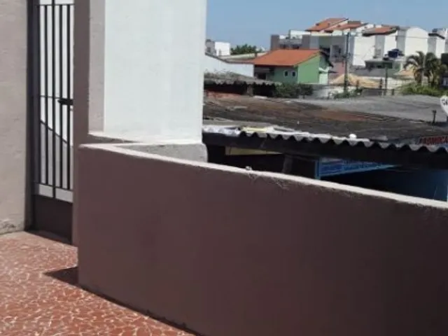 Sobrado 2 quartos e 2 banheiros, à venda, no bairro Campestre em Santo André